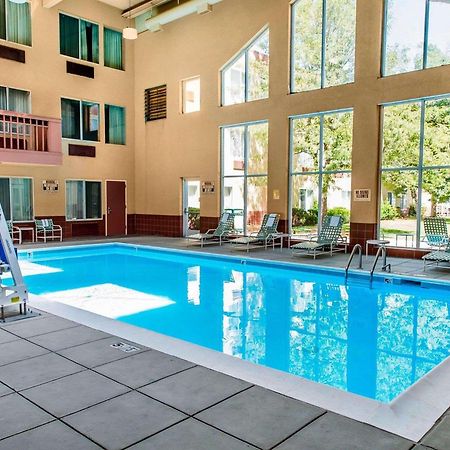 Quality Inn And Conference Center Greeley Downtown Екстер'єр фото