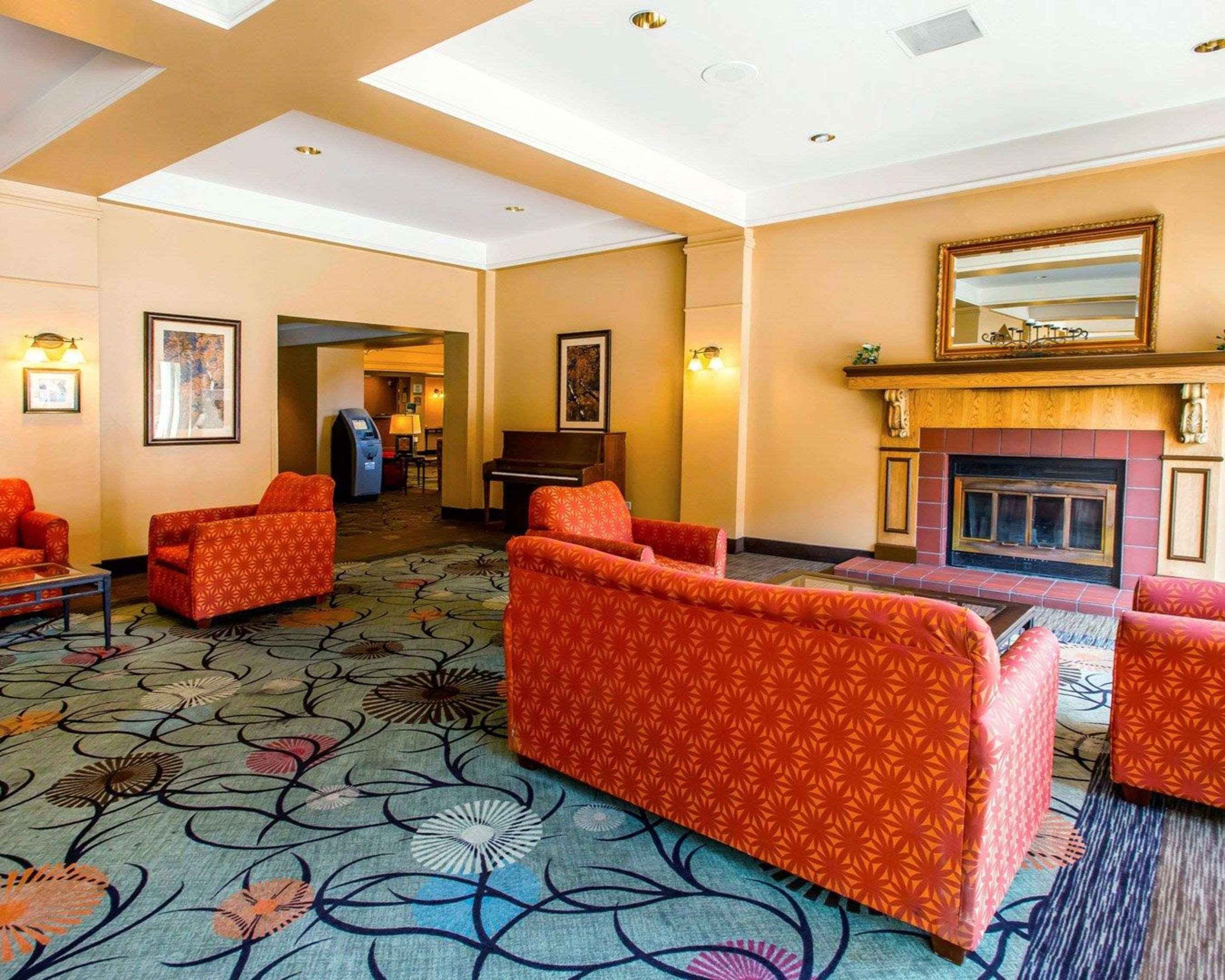 Quality Inn And Conference Center Greeley Downtown Екстер'єр фото