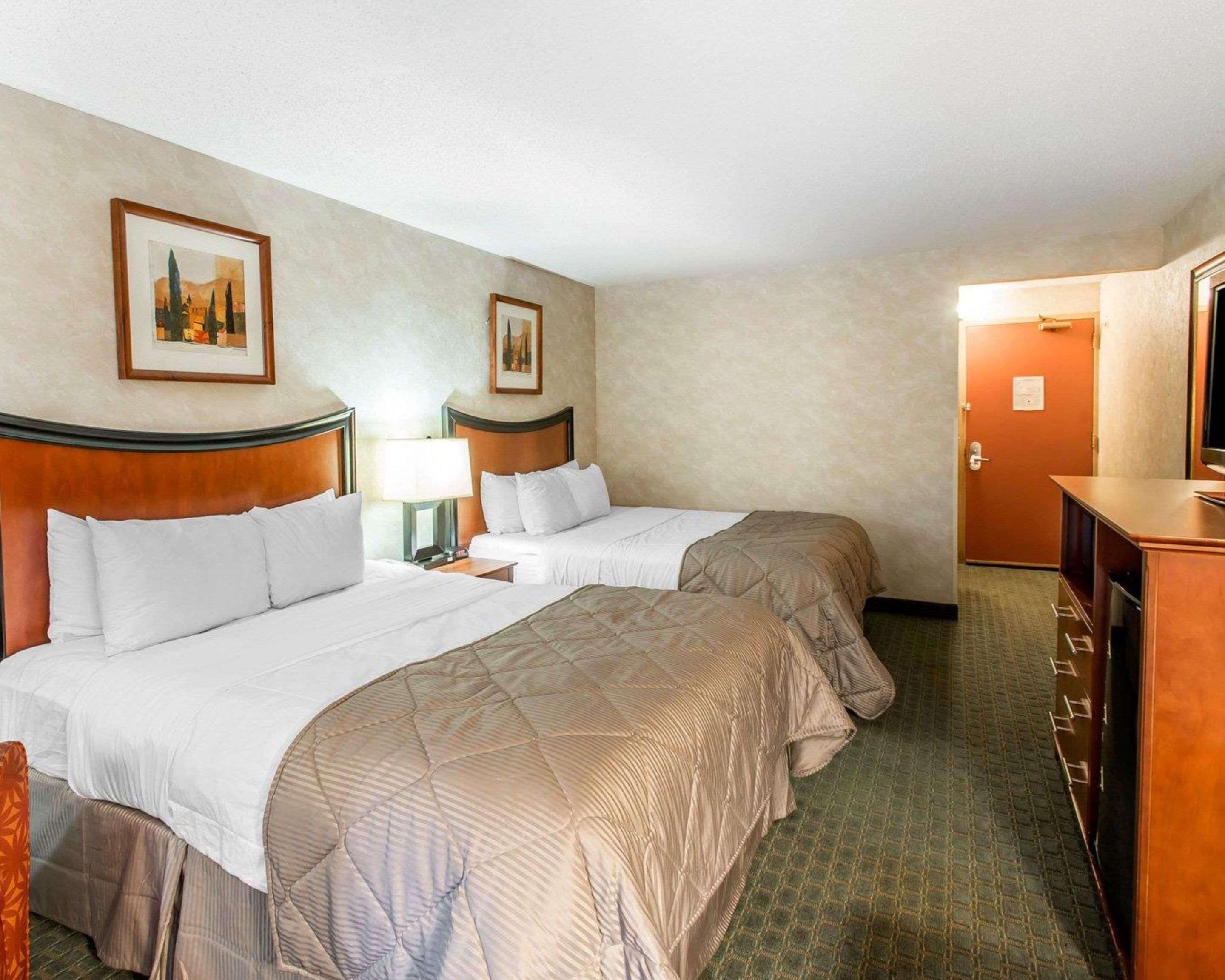 Quality Inn And Conference Center Greeley Downtown Екстер'єр фото