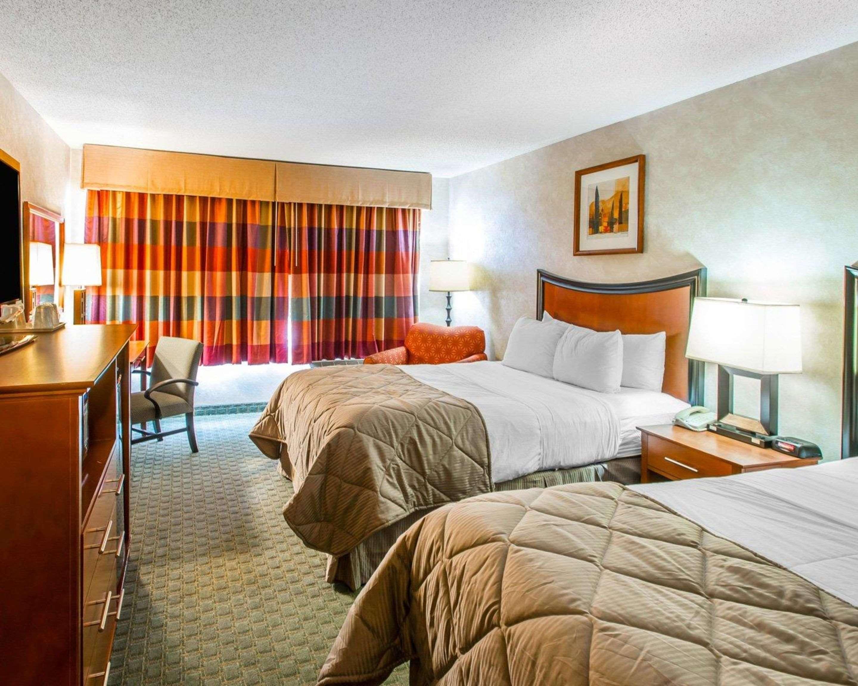 Quality Inn And Conference Center Greeley Downtown Екстер'єр фото