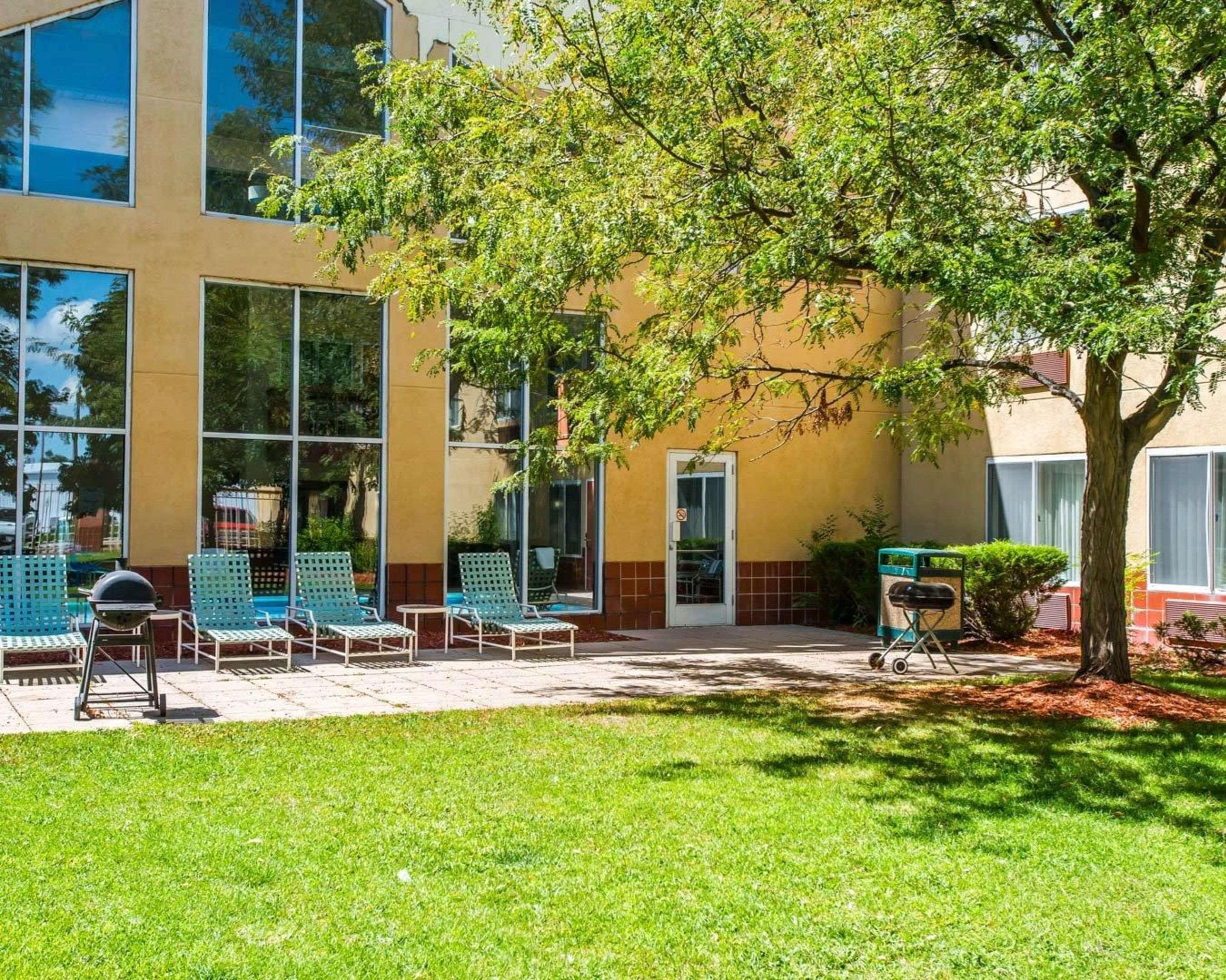 Quality Inn And Conference Center Greeley Downtown Екстер'єр фото