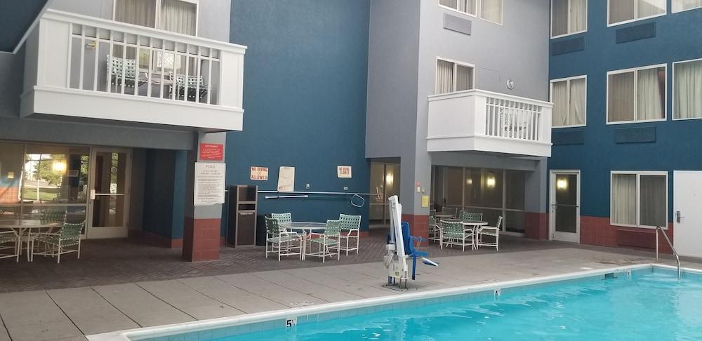 Quality Inn And Conference Center Greeley Downtown Екстер'єр фото