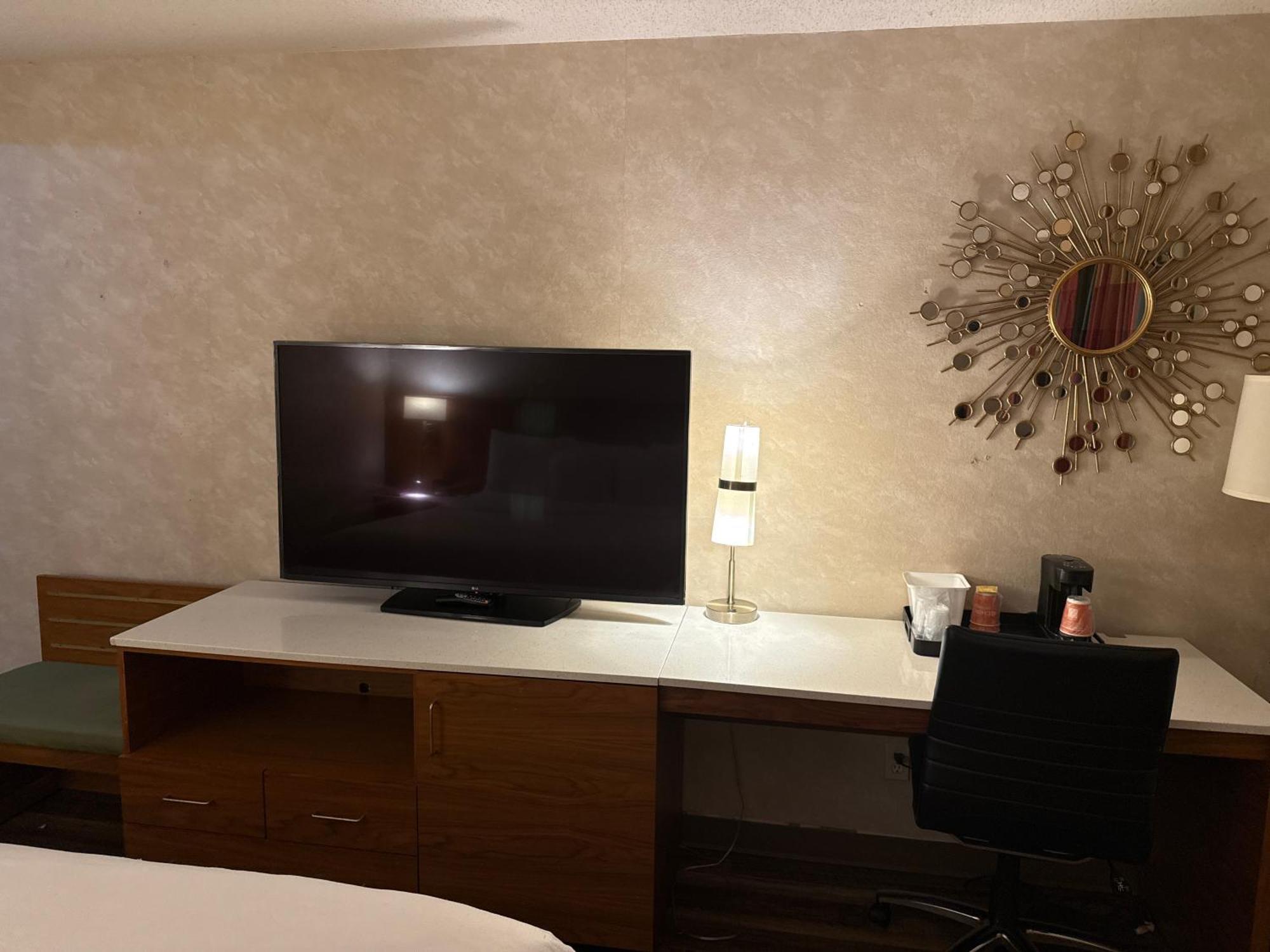 Quality Inn And Conference Center Greeley Downtown Екстер'єр фото
