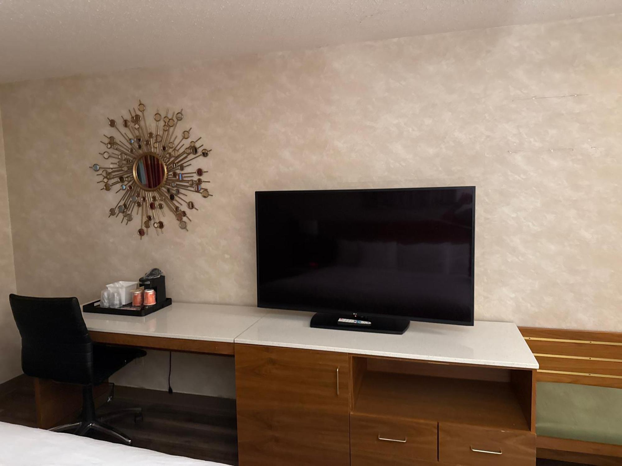 Quality Inn And Conference Center Greeley Downtown Екстер'єр фото