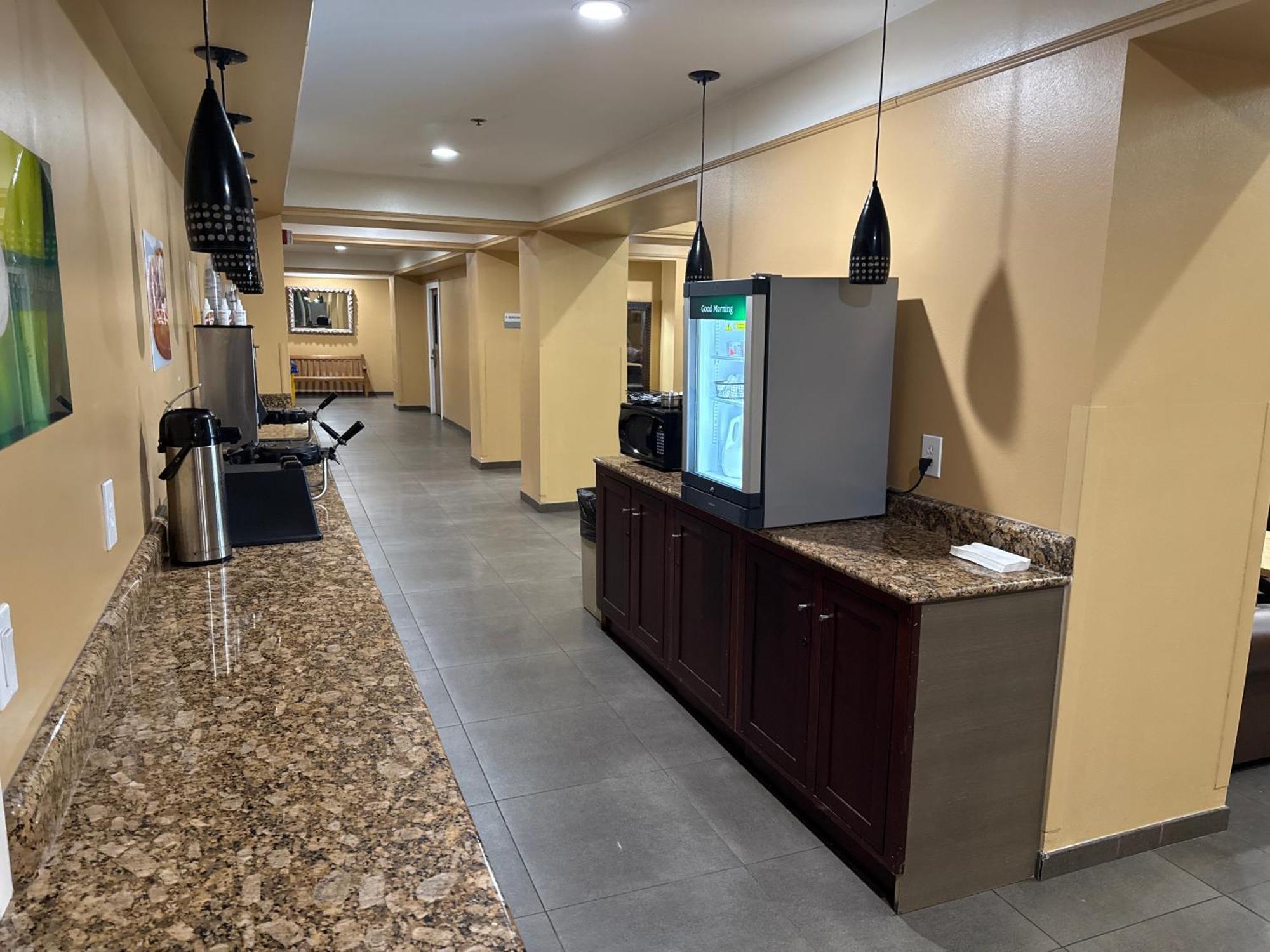 Quality Inn And Conference Center Greeley Downtown Екстер'єр фото