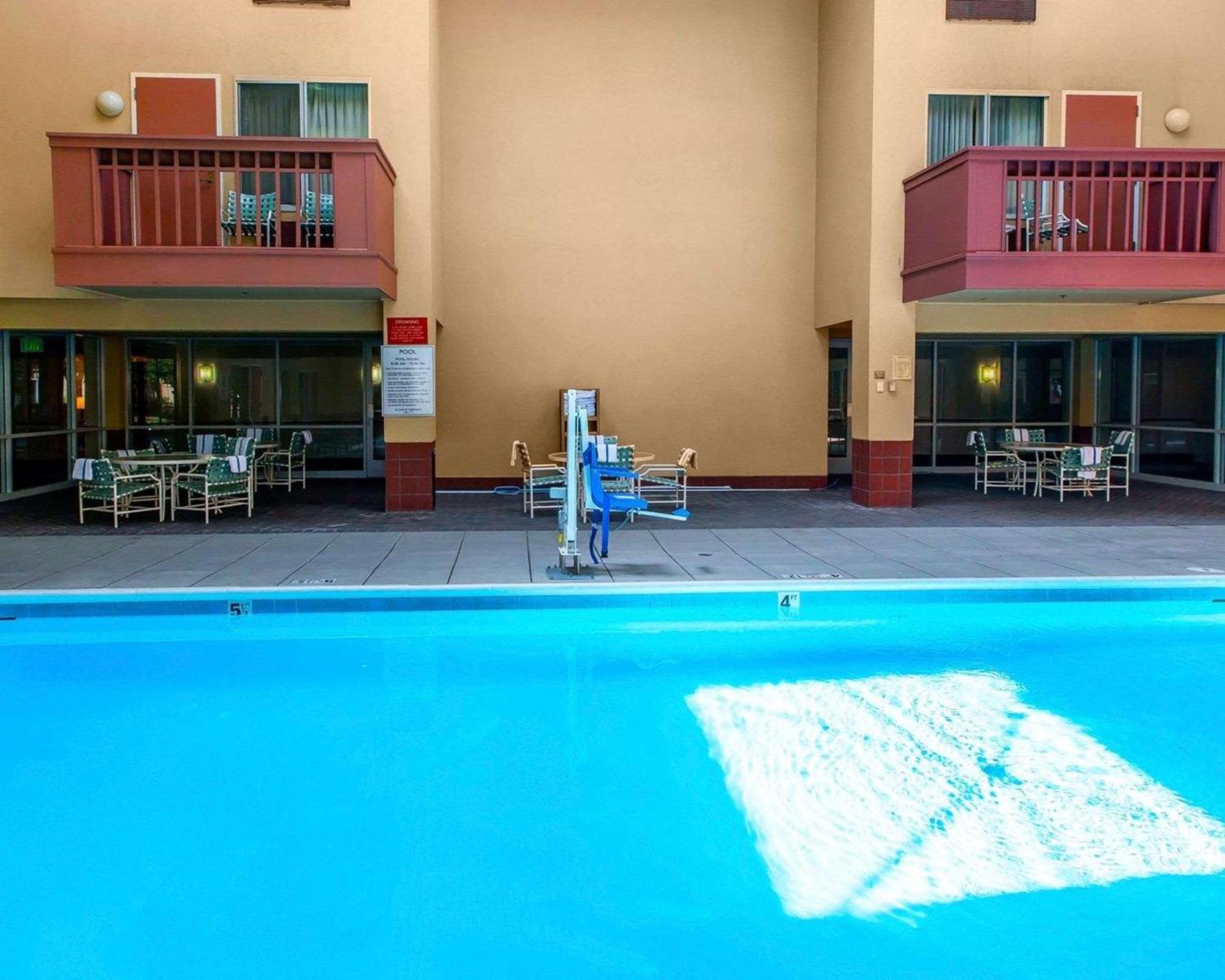 Quality Inn And Conference Center Greeley Downtown Екстер'єр фото